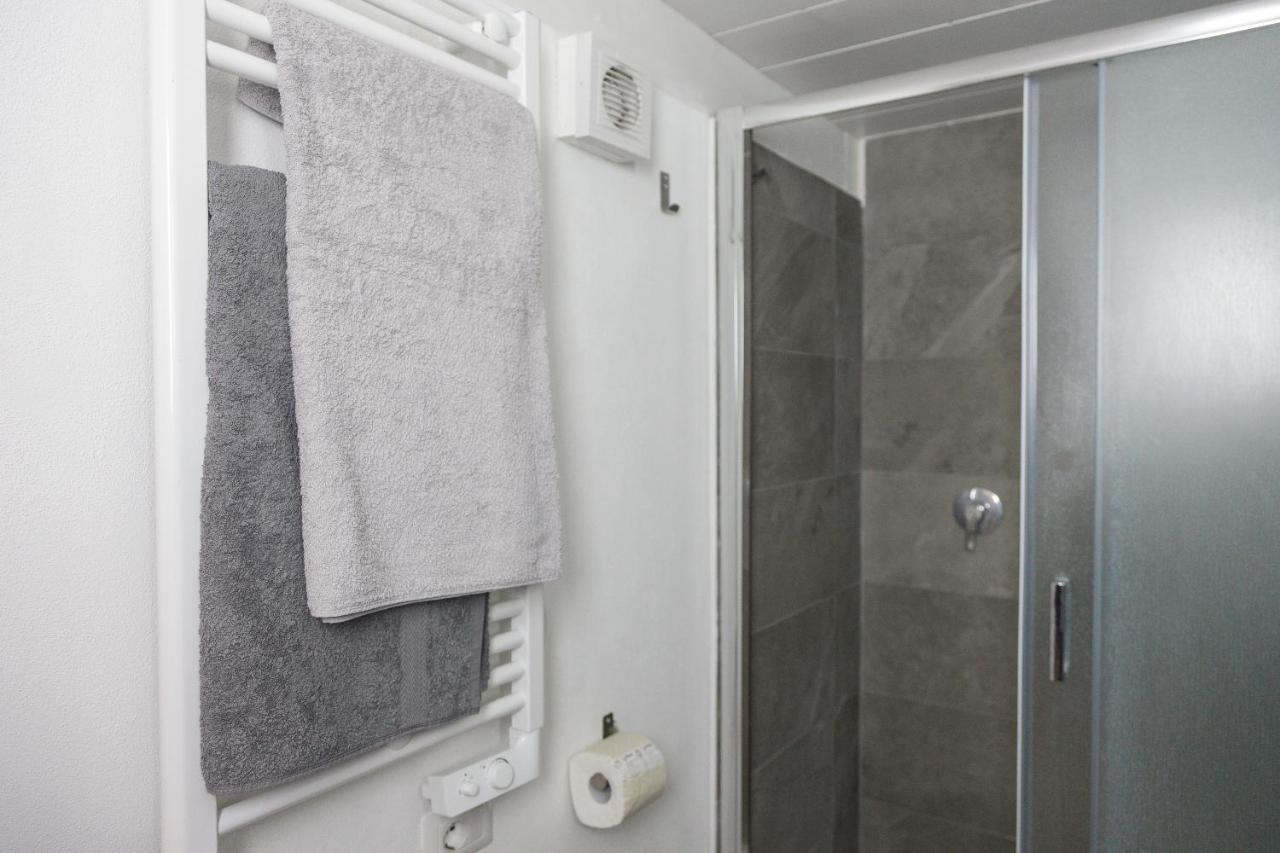 Volvinioone Monolocale Uso Esclusivo In Cermenate Apartman Milánó Kültér fotó